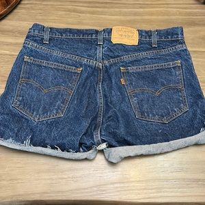 VTG 80’s ORANGE TAB LEVI’S CUT OFF JEAN SHORTS 38=16